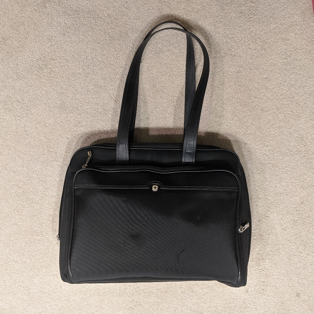 Wenger women's laptop tote